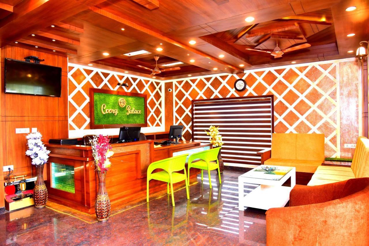 Hotel Coorg Palace Madikeri Buitenkant foto